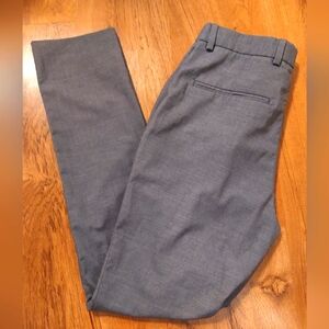 H&M Mens Skinny Fit,size 30 r,grey, zipper,2 pocket front